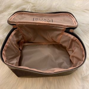 Boxy charm makeup train case